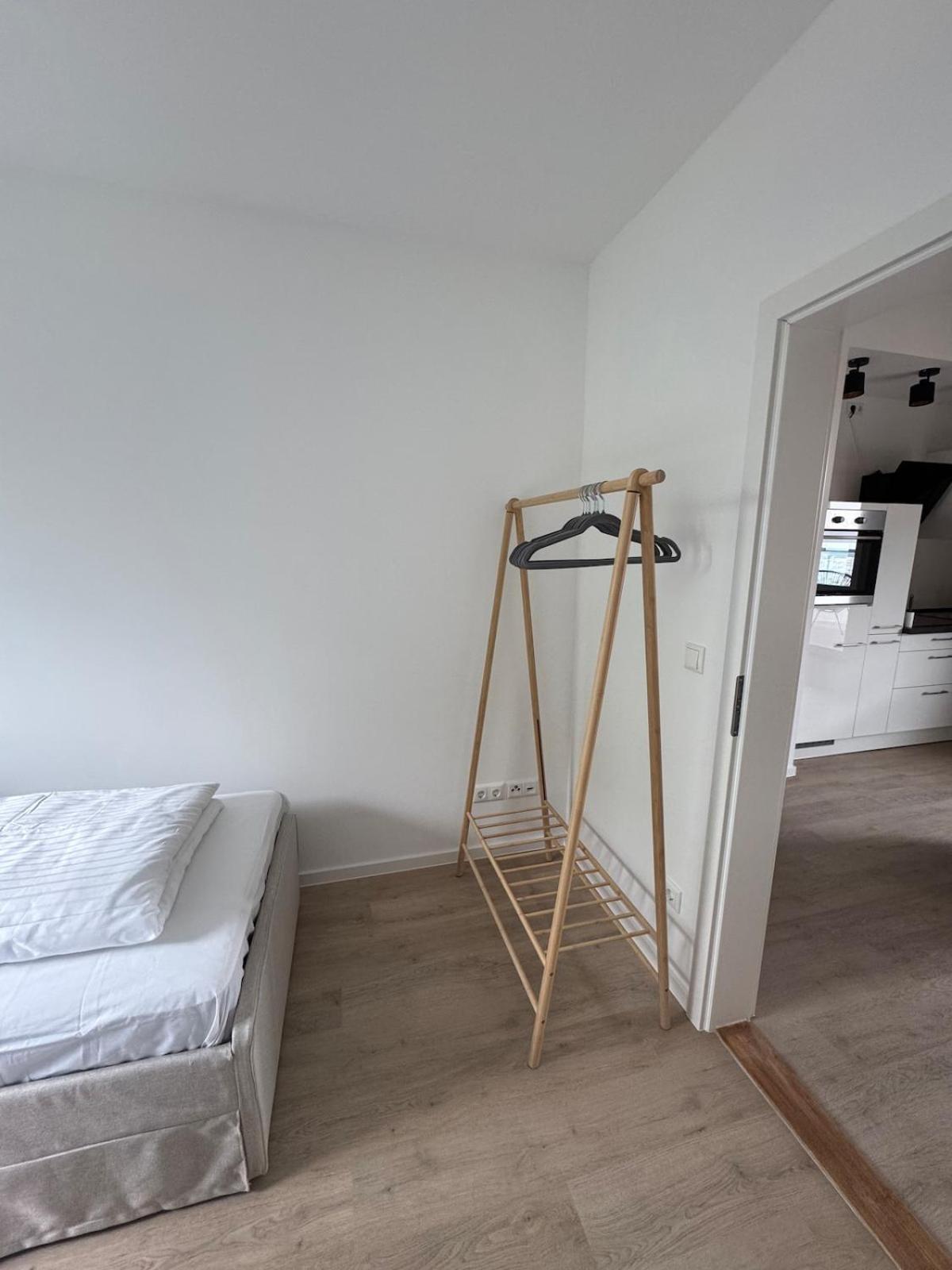 3-Zimmer-Wohnung In Hamburg Am Flughafen Hamburgo Exterior foto